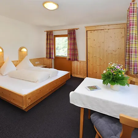 Haus Zeinissee 3* Galtür