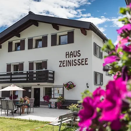 Haus Zeinissee